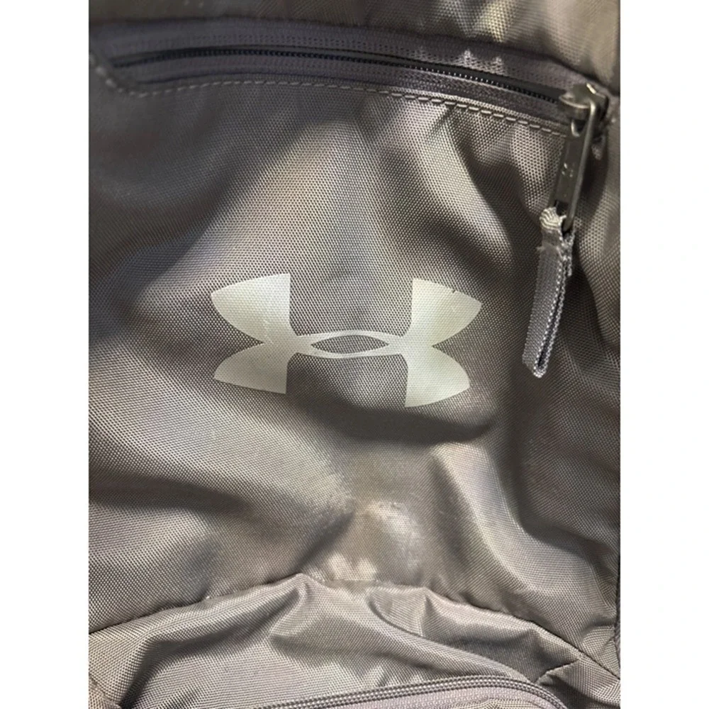 Under Armour Hustle Backpack Unisex Gray Excellent UA Storm Laptop‎ Sleeve 19in